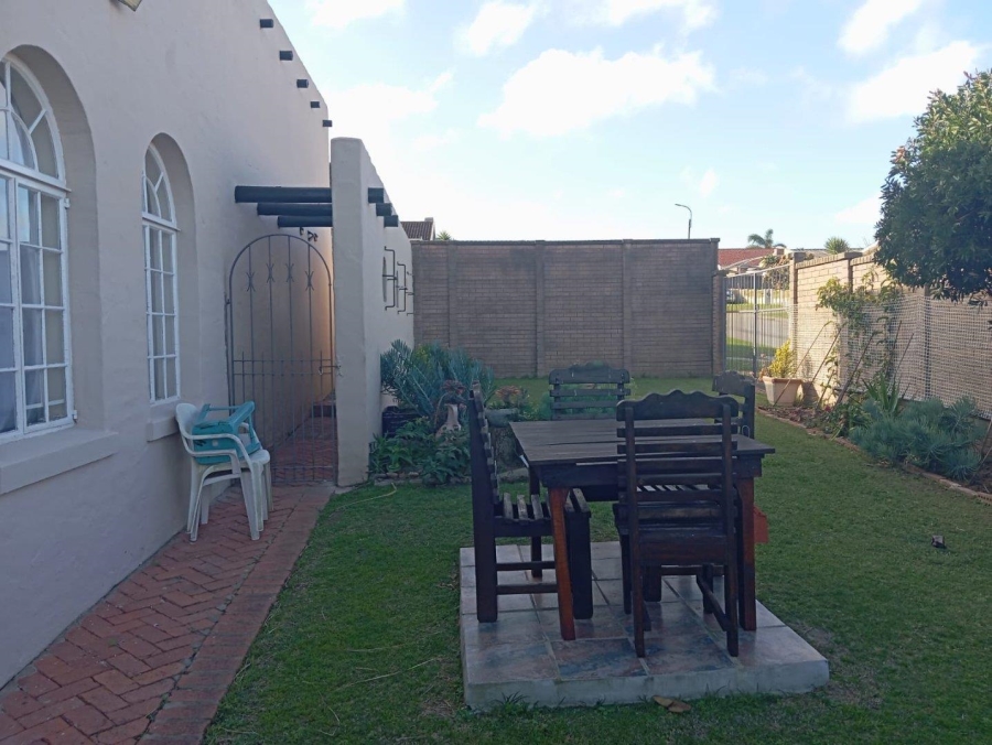 3 Bedroom Property for Sale in Kabega Park Eastern Cape